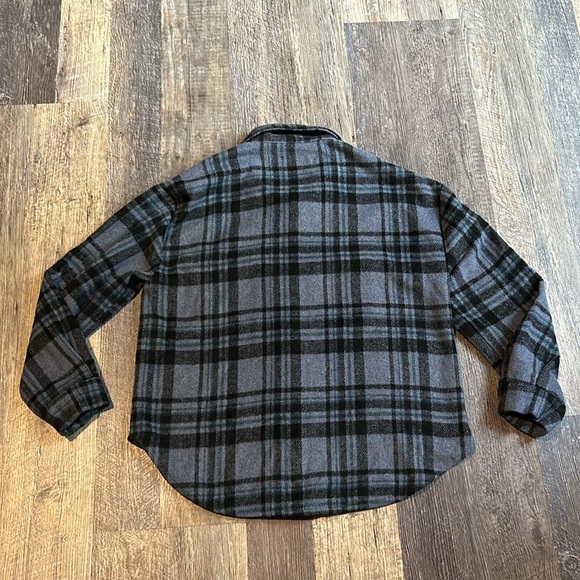 Love Tree Womens Fleece Plaid Oversized Shacket Jacket Long Sleeve Medium Blue - Picture 9 of 9